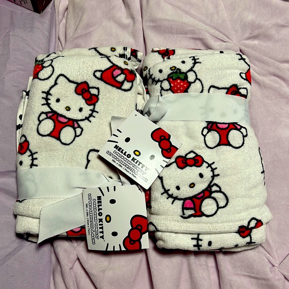 Hello kitty hand towels